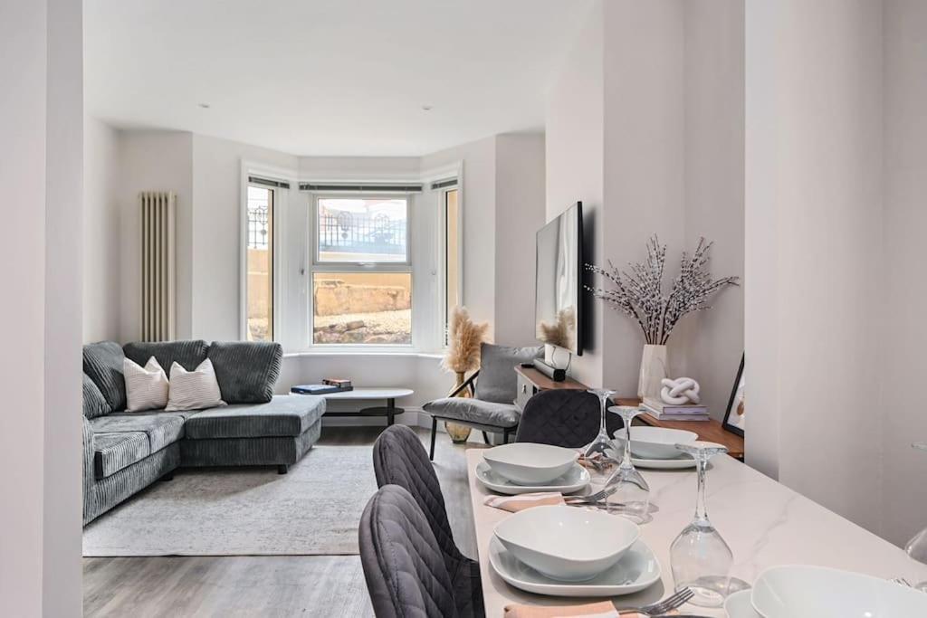 Stunning Spacious Duplex With Garden 141A Hastings Exteriör bild
