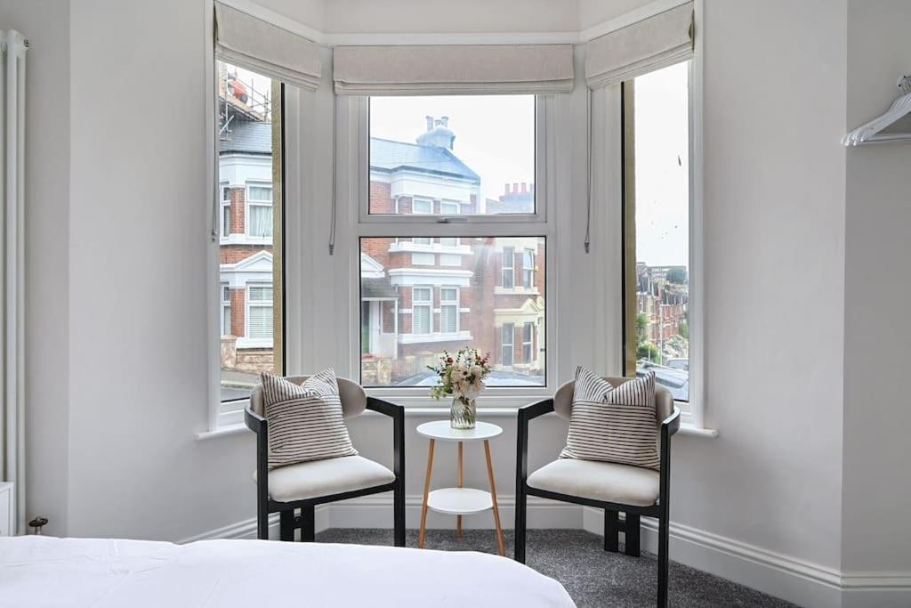 Stunning Spacious Duplex With Garden 141A Hastings Exteriör bild